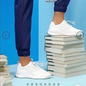 white women’s clove shoes